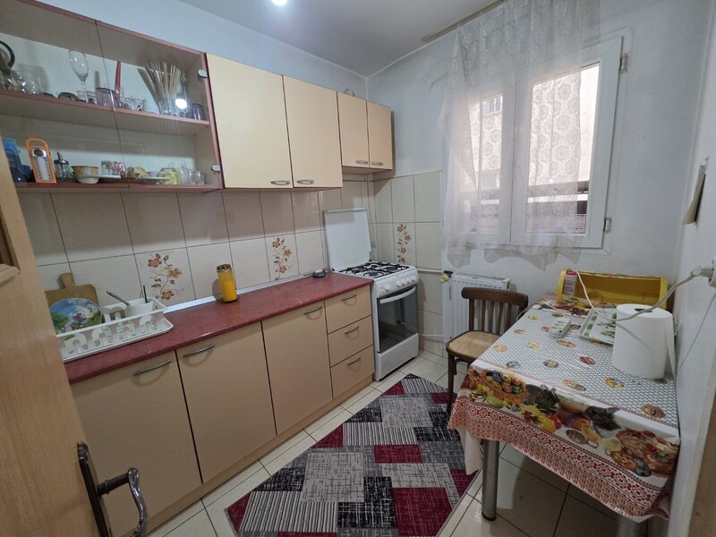 Bucur Obor, Masina de Paine, chiar langa Moara lui Assan, 5 minute metrou,